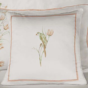 imagem de Almofada Avulsa 300 Fios Borguese 45x45cm - Trussardi