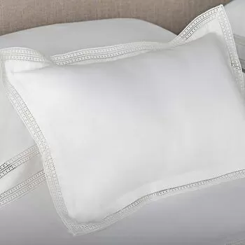 imagem de Almofada Avulsa 300 Fios Romana 30x50cm - Trussardi