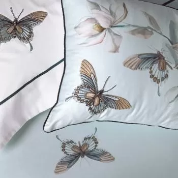 imagem de Almofada Avulsa 300 Fios Villa Reale 30x50cm - Trussardi