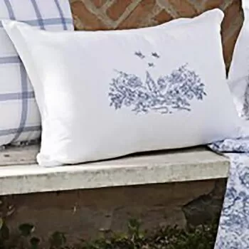 imagem de Almofada Avulsa Bordada Jardim de Toile 35x60cm - Naturalle Fashion