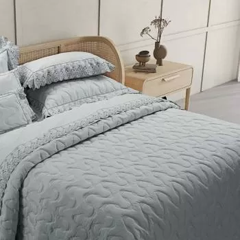 imagem de Colcha Extra Queen com Almofadas 300 Fios Pétala - Marken Fassi