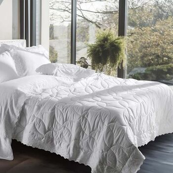 imagem de Colcha King com Almofada 300 Fios Loe - Marken Fassi