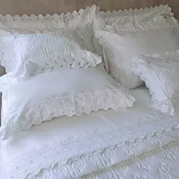 imagem de Colcha Queen com almofada 300 Fios Camille - Marken Fassi