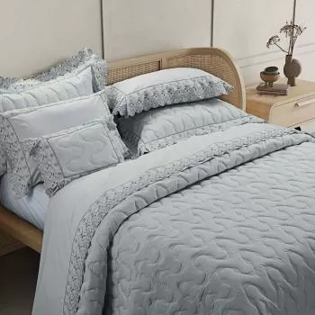 imagem de Colcha Queen com Almofadas 300 Fios P�tala - Marken Fassi