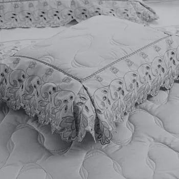 imagem de Colcha Queen com Almofadas 300 Fios P�tala - Marken Fassi