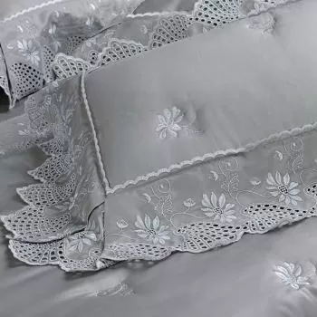 imagem de Colcha Queen com Almofadas 300 Fios Vitalle - Marken Fassi