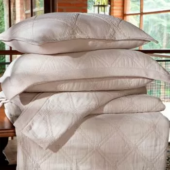 imagem de Colcha Queen Jacquard Monserrate - Naturalle Fashion