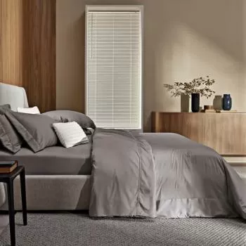 imagem de Colcha Super King 300 Fios Dianna - Trussardi