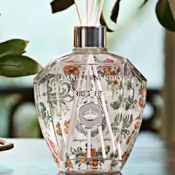 imagem de Difusor de Ambiente Bridgerton Laranjas e Realeza 250ml - Dani Fernandes