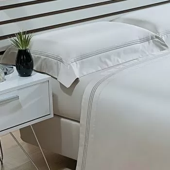 imagem de Fronha 50x70cm 600 Fios Ponto Cheio Lisa Avulsa - Niazitex