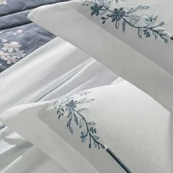 imagem de Jogo de Cama Casal 200 Fios Tinto Bordado Helen - Karsten