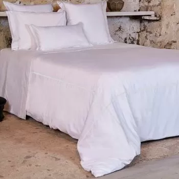 imagem de Jogo de Cama Queen 1000 Fios Vernon Fitado - Muguet Home