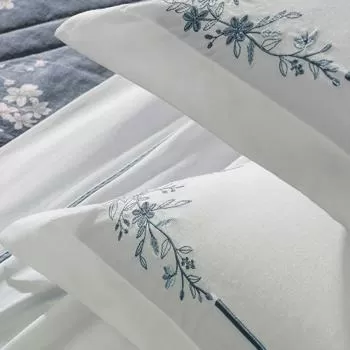 imagem de Jogo de Cama Queen 200 Fios Tinto Bordado Helen - Karsten