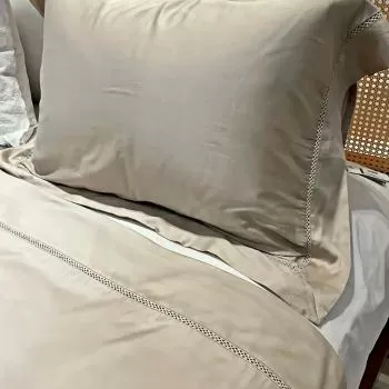 imagem de Jogo de Cama Queen 300 Fios Bordado Charlotte - Domani