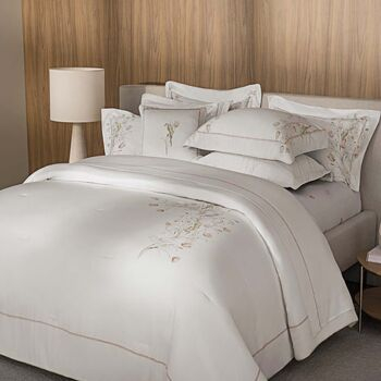 imagem de Jogo de Cama Queen 300 Fios Borghese - Trussardi