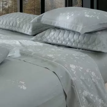 imagem de Jogo de Cama Queen 300 Fios Lázio Velin - Casa K