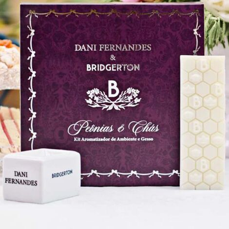 imagem do produto Kit Difusor e Barra de Cera Perfumada 50g Bridgerton Pe�nias e Ch�s 2 pe�as - Dani Fernandes