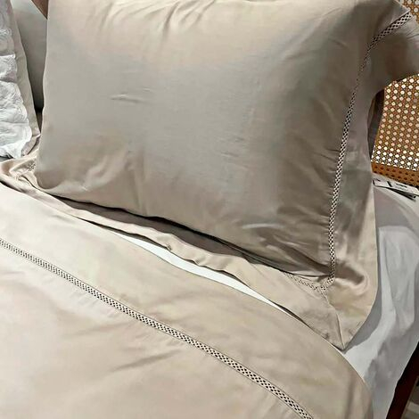 imagem do produto Kit Fronha 50x70cm 300 Fios Bordada Charlotte 2 peas - Domani