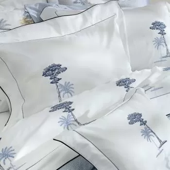 imagem de Kit Fronha 50x70cm com Almofada 300 Fios Arvoredo Bordado - Marken Fassi