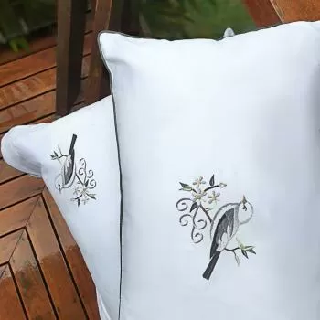 imagem de Kit Fronha 50x70cm com Almofada 300 Fios Botanikos 3 peças - Marken Fassi