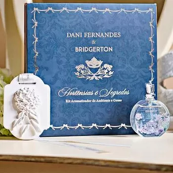 imagem de Kit Gesso Perfumado e Home Spray 25ml Bridgerton Hortênsias e Segredos 2 peças - Dani Fernandes