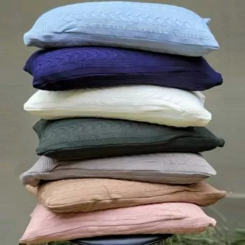 imagem de Kit Peseira com Porta-Travesseiros Tricô 3 peças - Marken Fassi