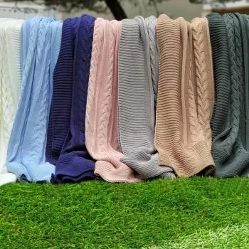 imagem de Kit Peseira com Porta-Travesseiros Tricô 3 peças - Marken Fassi