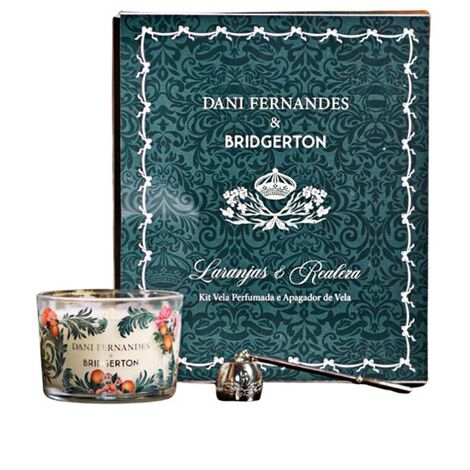 imagem do produto Kit Vela Perfumada 90g e Apagador Bridgerton Laranjas e Realeza 2 pe�as - Dani Fernandes