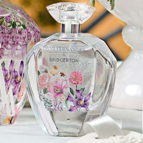 imagem do produto Perfume de Ambiente Bridgerton Pe�nias e Ch�s 70ml - Dani Fernandes