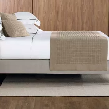 imagem de Peseira Decorativa Tricot Erice 80x240cm - Trussardi