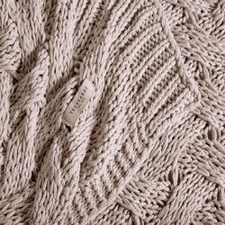 imagem de Peseira Decorativa Tricot Ferrucci 80x220cm - Trussardi