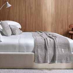imagem de Peseira Decorativa Tricot Spini 80x220cm - Trussardi