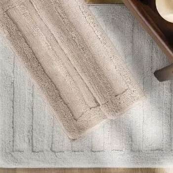 imagem de Tapete Felpudo Antiderrapante Salvatore 60x80cm - Trussardi