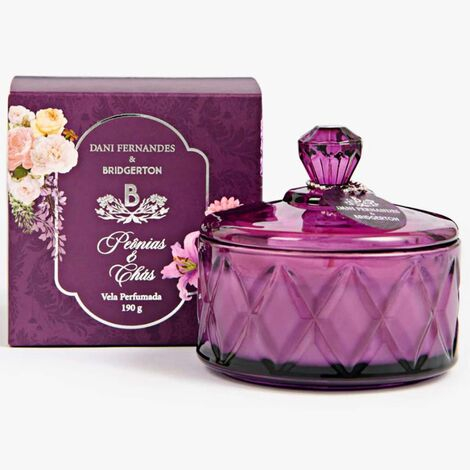 imagem do produto Vela Perfumada Bridgerton Pe�nias e Ch�s 190g - Dani Fernandes